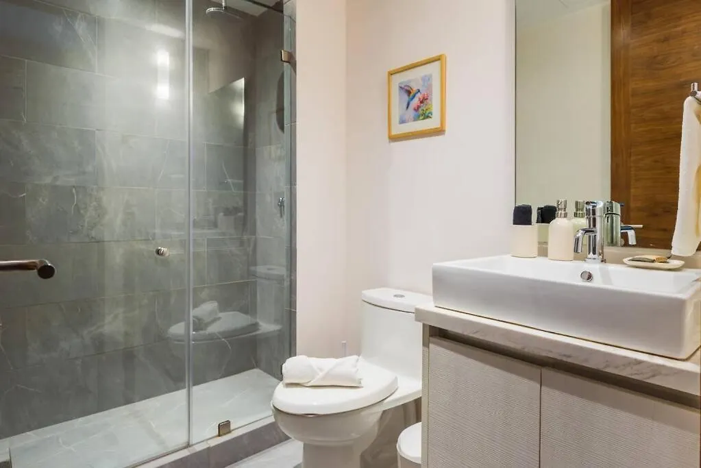 Luxury 2-Bed Apartment 200Mb Wifi Sauna Ac Gym Playa del Carmen Mexiko