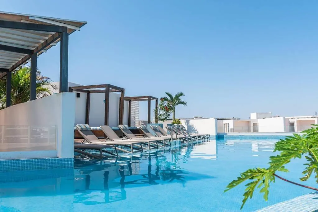 Luxury 2-Bed Apartment 200Mb Wifi Sauna Ac Gym Playa del Carmen Mexiko